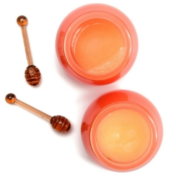 Hunny Pot Lip Care Kit Winnie the Pooh x Colourpop - Picture 8 of 10